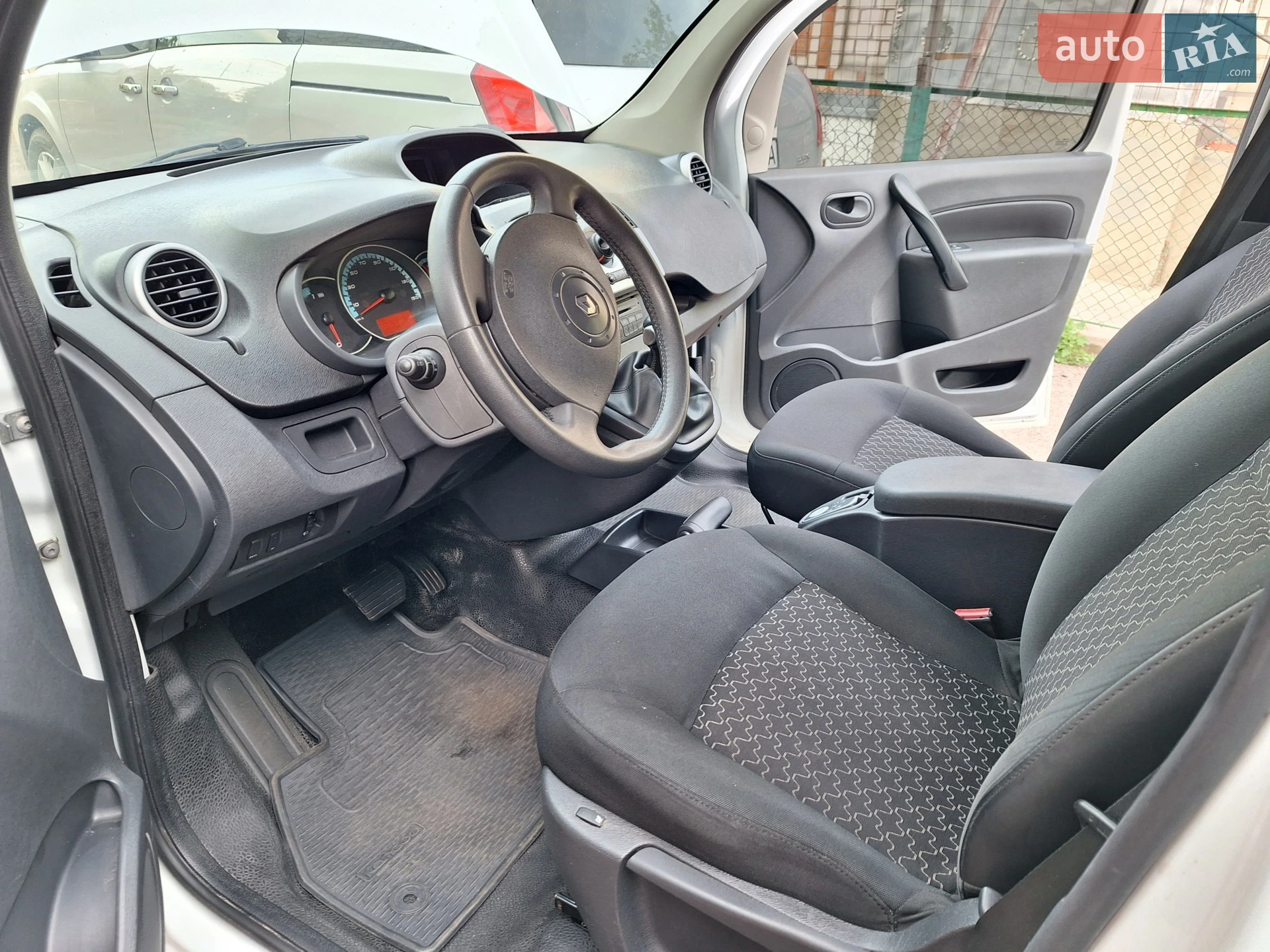 2012 Renault Kangoo - мініатюра 18