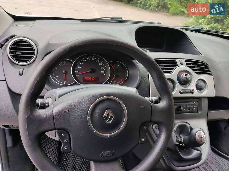 Мінівен Renault Kangoo 2013 в Житомирі