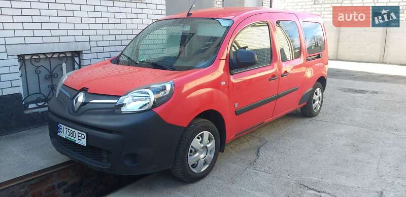 Минивэн Renault Kangoo 2015 в 