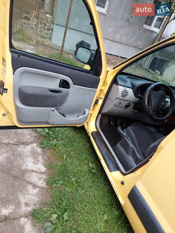 Минивэн Renault Kangoo 2007 в Хусте