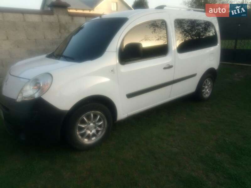 Минивэн Renault Kangoo 2009 в Дрогобыче