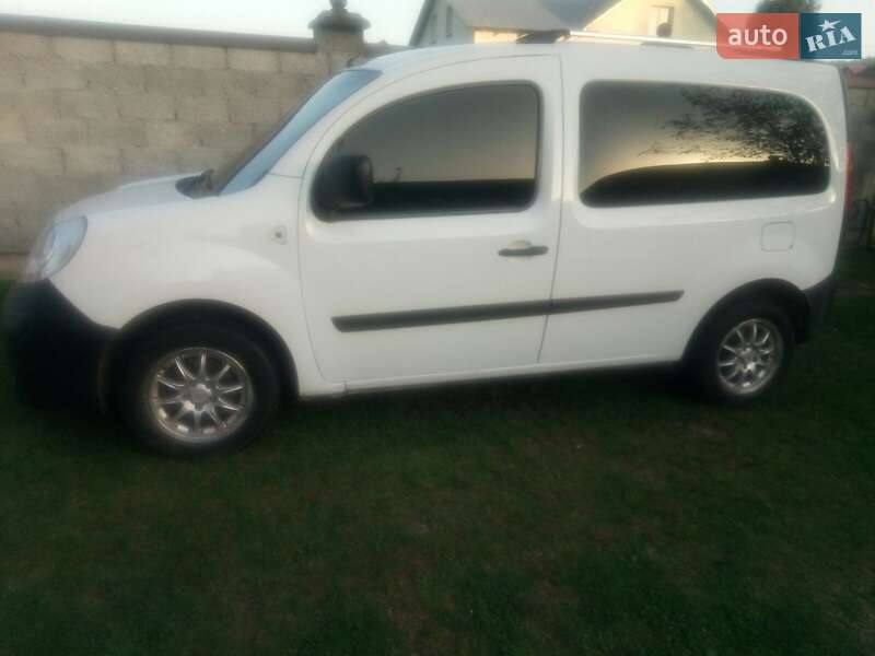 Минивэн Renault Kangoo 2009 в Дрогобыче