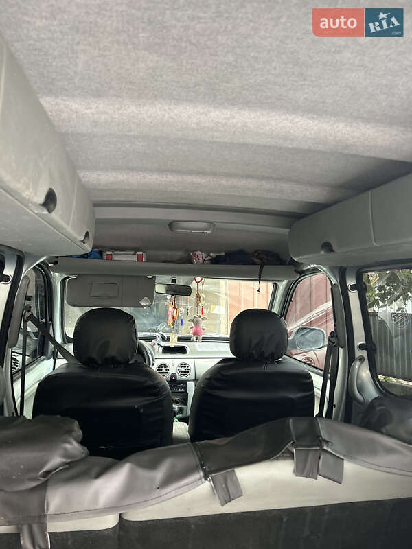 Минивэн Renault Kangoo 2007 в Иршаве