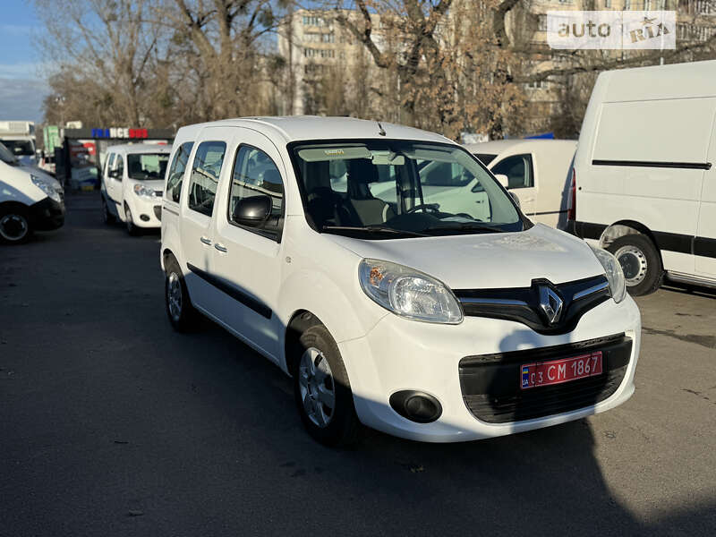 Мінівен Renault Kangoo 2014 в Києві