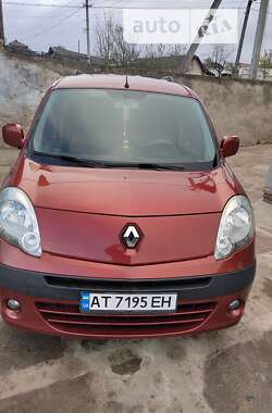 Минивэн Renault Kangoo 2008 в Городенке