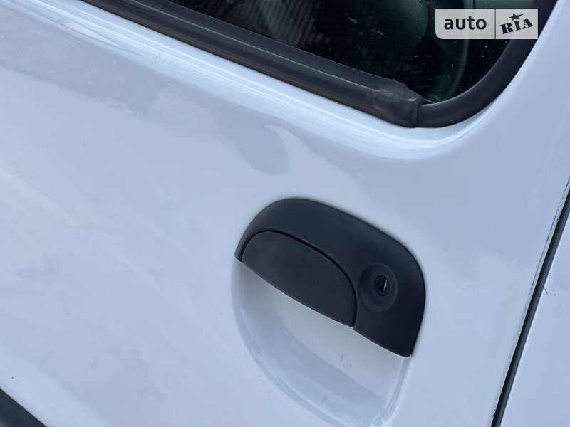 Минивэн Renault Kangoo 2005 в Ахтырке