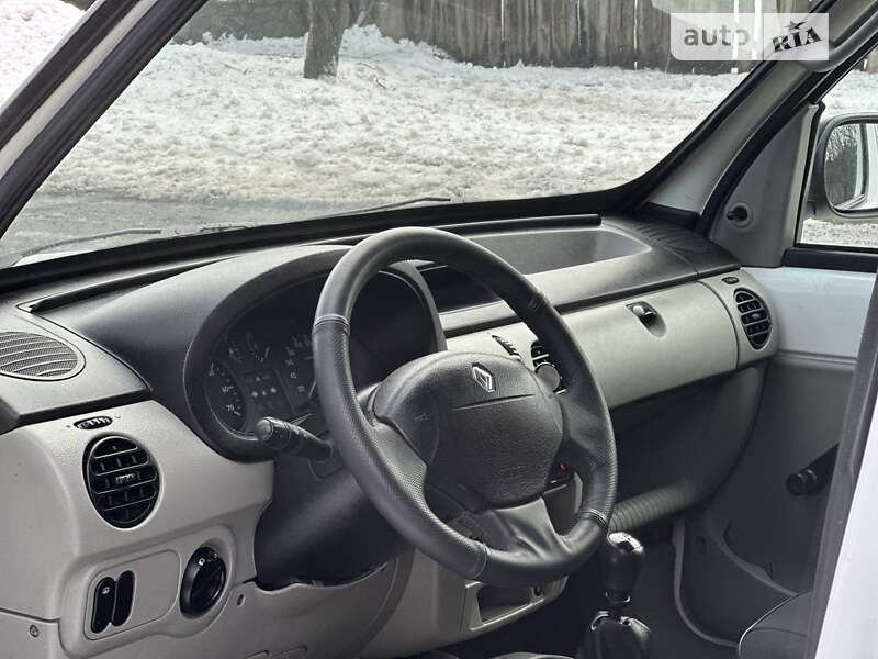 Минивэн Renault Kangoo 2005 в Ахтырке