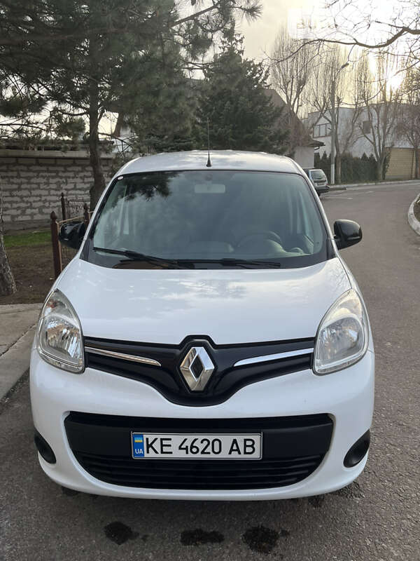 Минивэн Renault Kangoo 2017 в Одессе