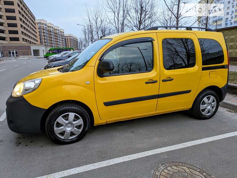 Вантажний фургон Renault Kangoo 2015 в Києві