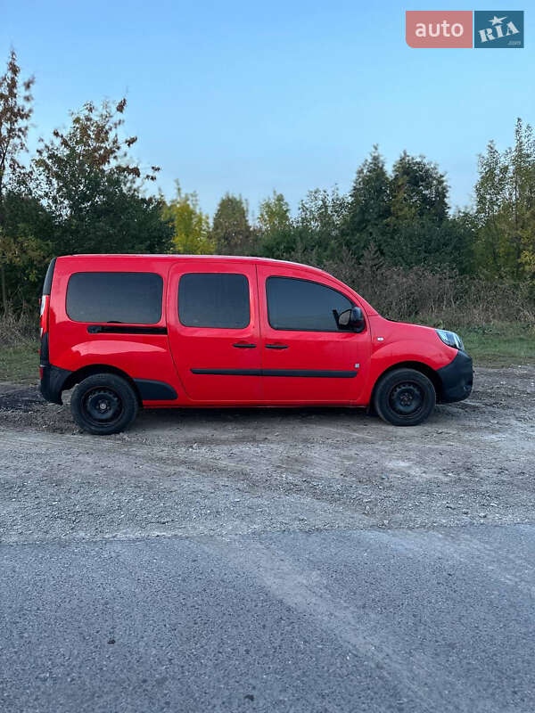 Минивэн Renault Kangoo 2015 в Львове