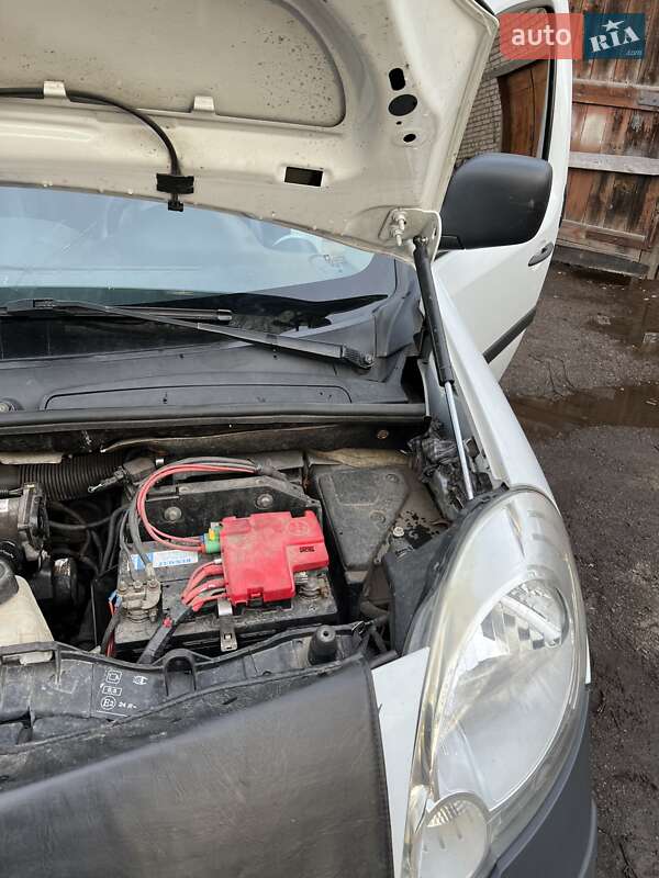Минивэн Renault Kangoo 2011 в Желтых Водах