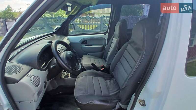 Минивэн Renault Kangoo 2006 в Глыбокой