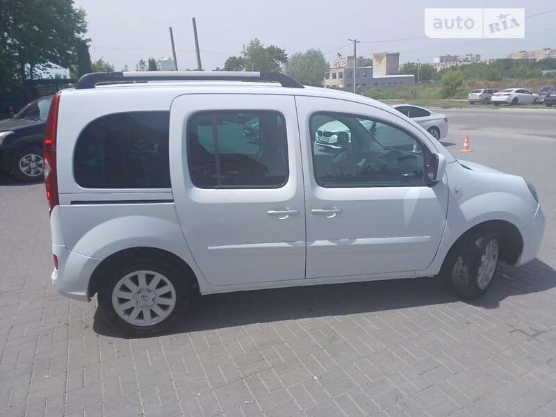 Мінівен Renault Kangoo 2011 в Кам'янець-Подільському