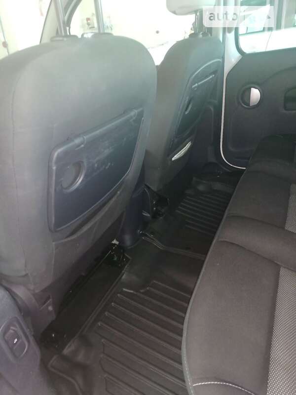 Мінівен Renault Kangoo 2011 в Кам'янець-Подільському