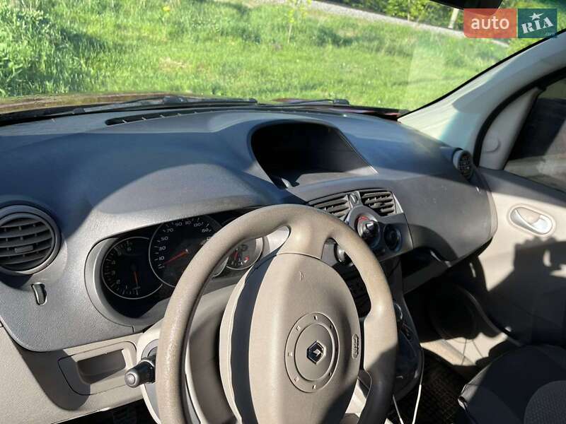 Минивэн Renault Kangoo 2009 в Чугуеве