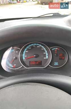 Грузовой фургон Renault Kangoo 2013 в 