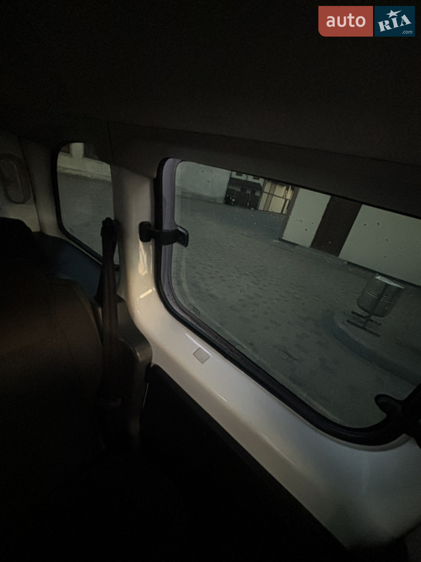 2011 Renault Kangoo - мініатюра 15