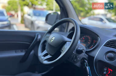 Вантажний фургон Renault Kangoo 2019 в Чернівцях