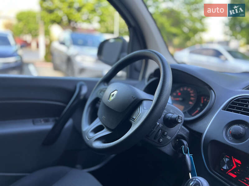 Вантажний фургон Renault Kangoo 2019 в Чернівцях