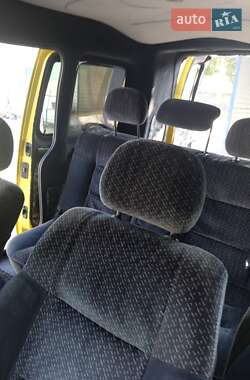 Минивэн Renault Kangoo 2004 в 