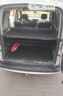 Минивэн Renault Kangoo 2015 в Львове