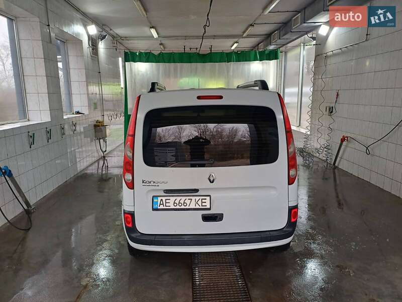 Минивэн Renault Kangoo 2011 в Кривом Роге