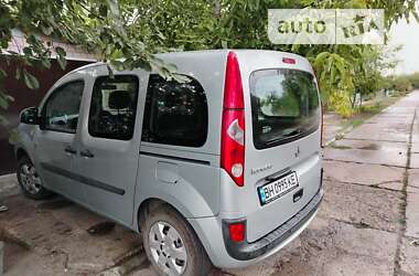 Минивэн Renault Kangoo 2013 в Килии