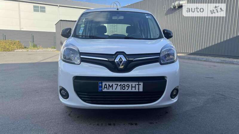 Мінівен Renault Kangoo 2017 в Житомирі