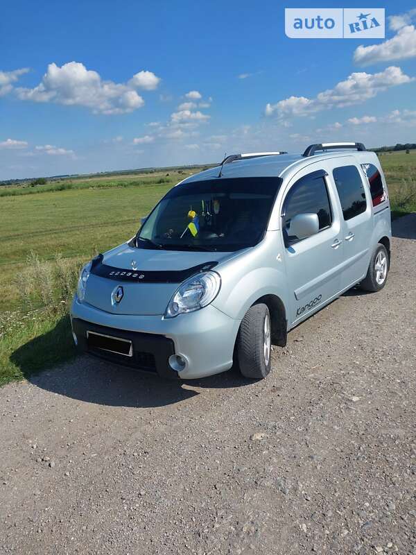 Минивэн Renault Kangoo 2011 в Лановцах