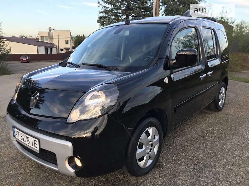 Мінівен Renault Kangoo 2012 в Івано-Франківську