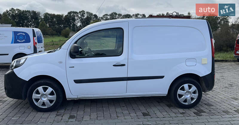 Грузовой фургон Renault Kangoo 2017 в Львове