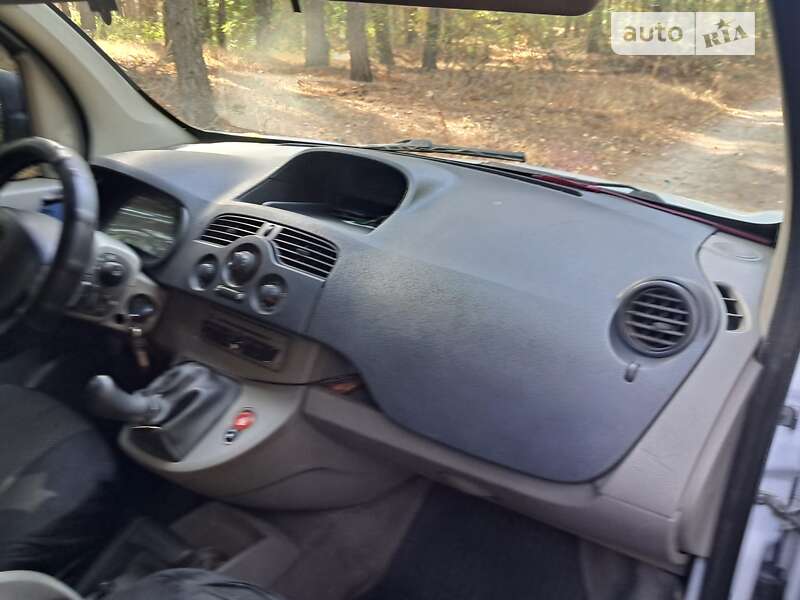 Мінівен Renault Kangoo 2010 в Дніпрі