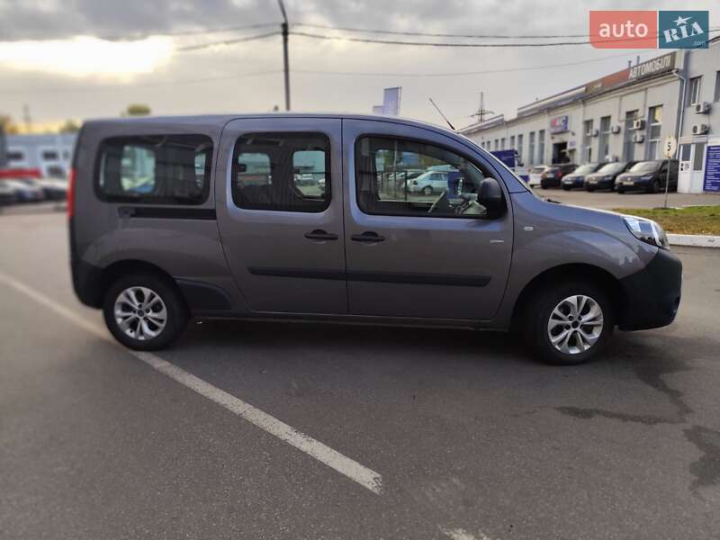 Минивэн Renault Kangoo 2018 в Киеве
