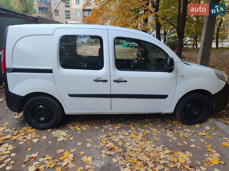 Минивэн Renault Kangoo 2015 в Днепре