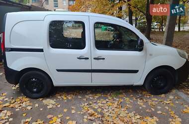 Минивэн Renault Kangoo 2015 в 