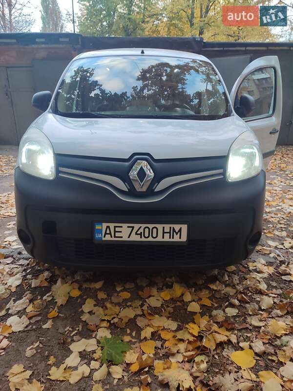Минивэн Renault Kangoo 2015 в Днепре