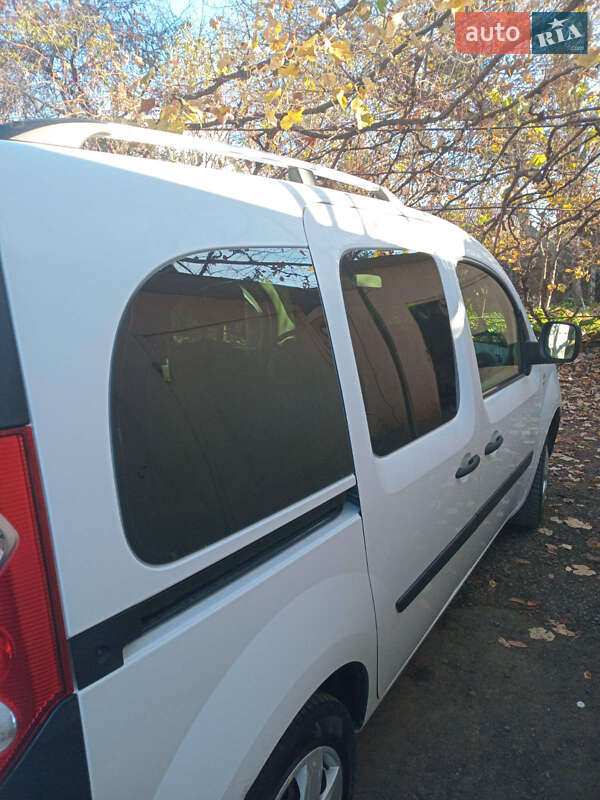 Минивэн Renault Kangoo 2009 в Ужгороде