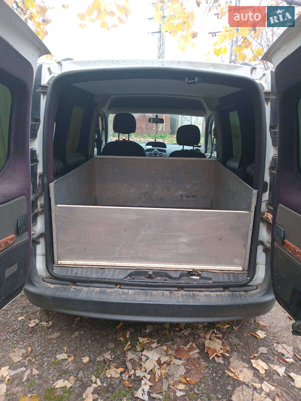 Минивэн Renault Kangoo 2009 в Ужгороде