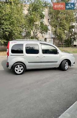 Мінівен Renault Kangoo 2013 в Чернівцях