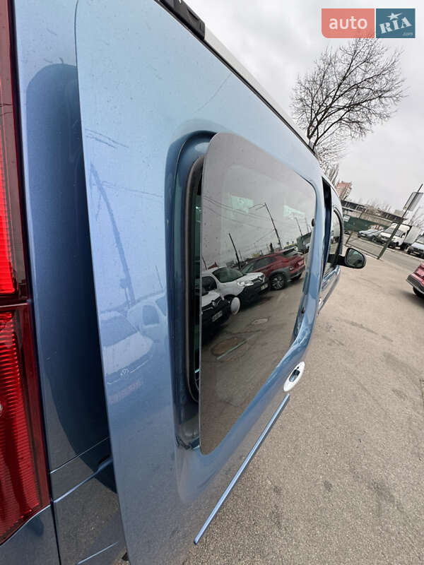 Минивэн Renault Kangoo 2012 в Киеве