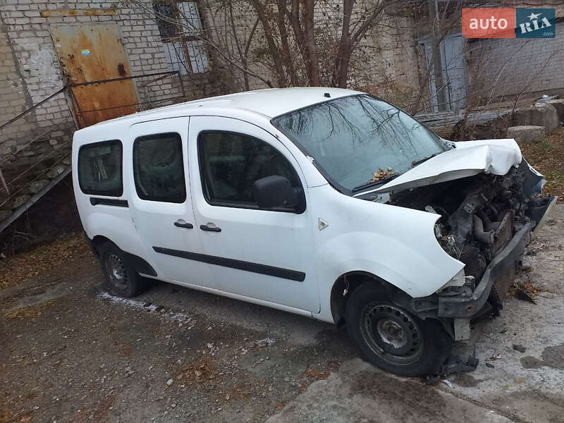 Грузовой фургон Renault Kangoo 2013 в 