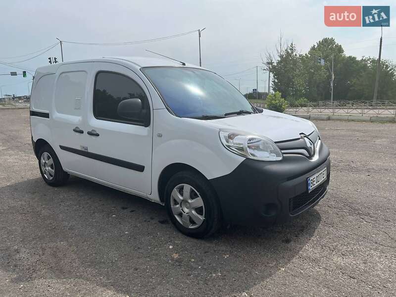 Грузовой фургон Renault Kangoo 2017 в Новой Одессе