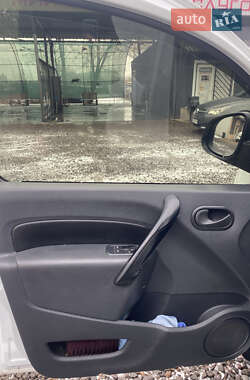 Грузовой фургон Renault Kangoo 2013 в 