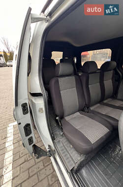 Минивэн Renault Kangoo 2011 в 