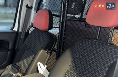 Грузовой фургон Renault Kangoo 2011 в 