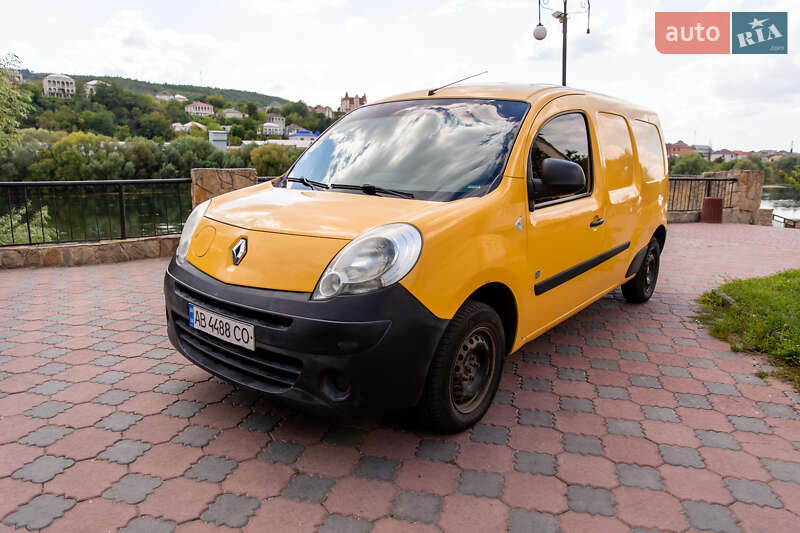 Грузовой фургон Renault Kangoo 2013 в 