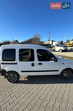 Минивэн Renault Kangoo 2000 в Шумске