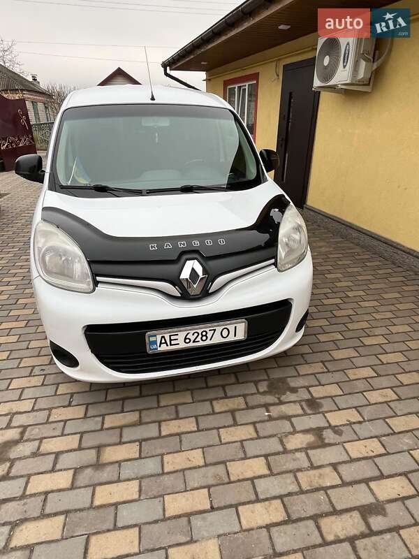 Мінівен Renault Kangoo 2016 в Дніпрі