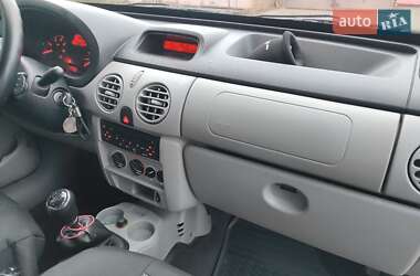 Минивэн Renault Kangoo 2005 в 