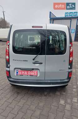 Минивэн Renault Kangoo 2012 в 